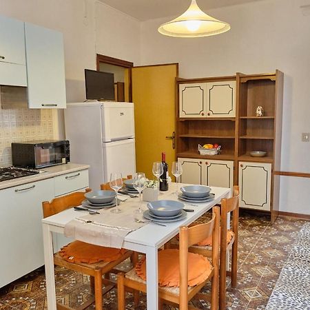 Peaceful Flat With Direct Beach Access Beahost โรโซลีนามาเร ภายนอก รูปภาพ