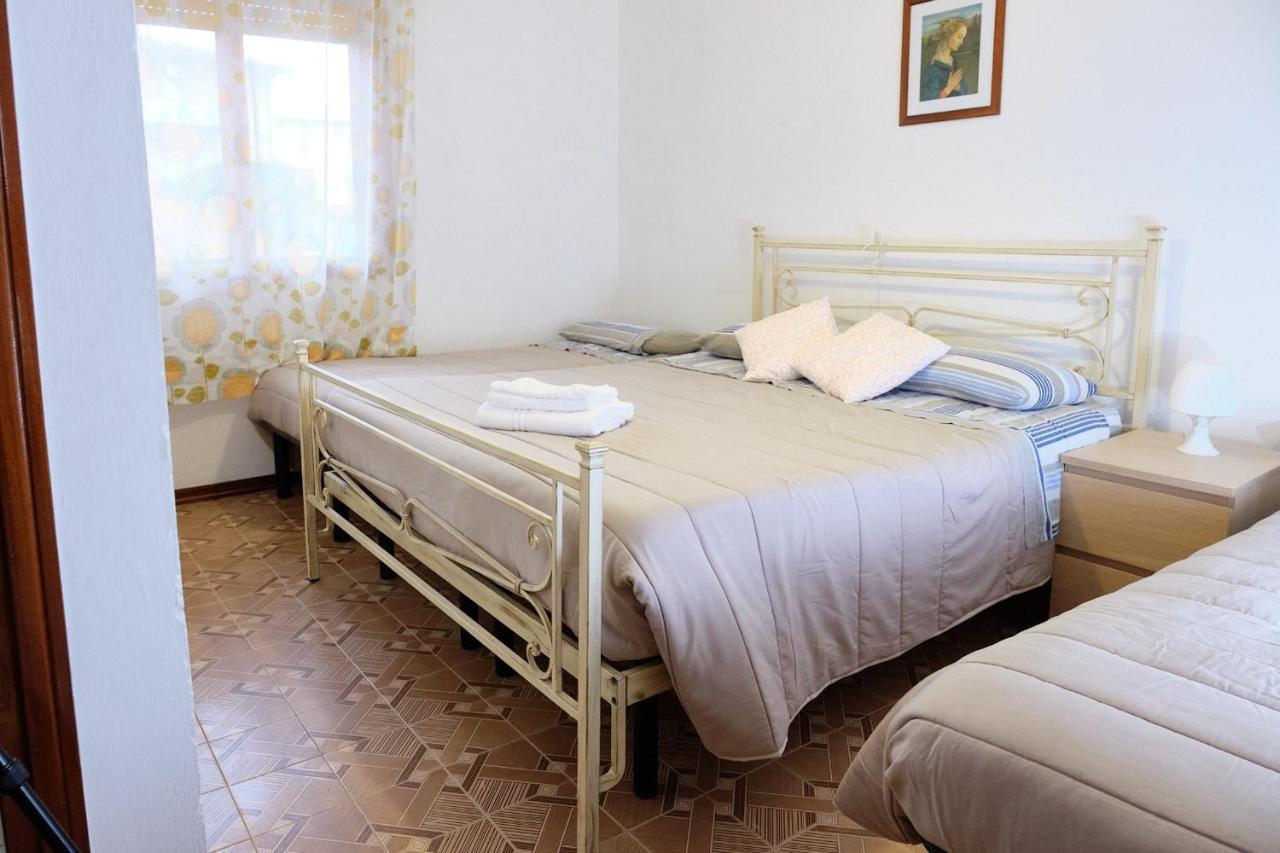Peaceful Flat With Direct Beach Access Beahost โรโซลีนามาเร ภายนอก รูปภาพ